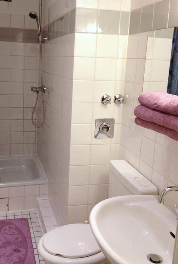 Hostel Rooms&apartment Near Zoologischen Garten Berlin